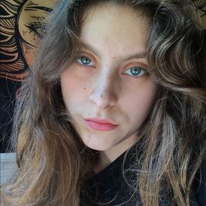 Meet your Posher, Bliss